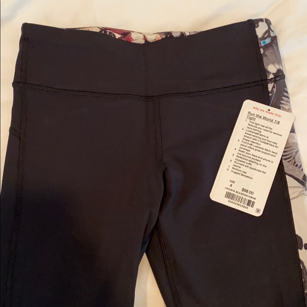 New Lululemon Run the World 7/8 Tight, size 4